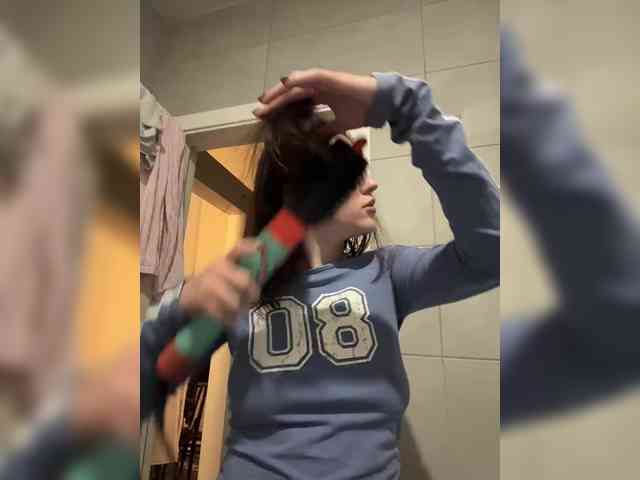 -Your-Michelle- webcam