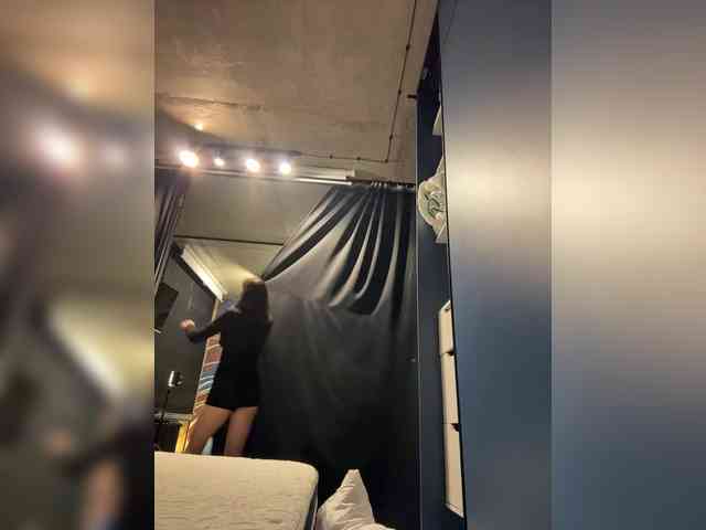 -Your-Michelle- webcam