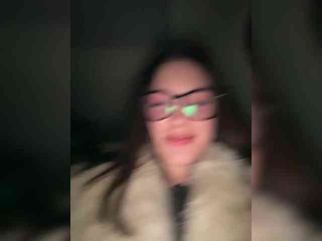 -Your-Michelle- webcam