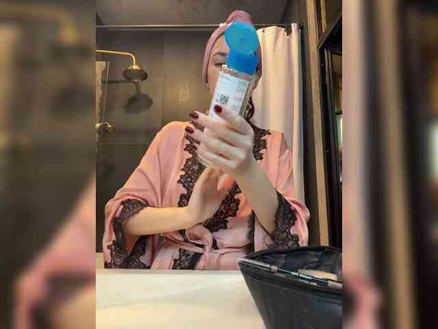 -Your-Michelle- webcam