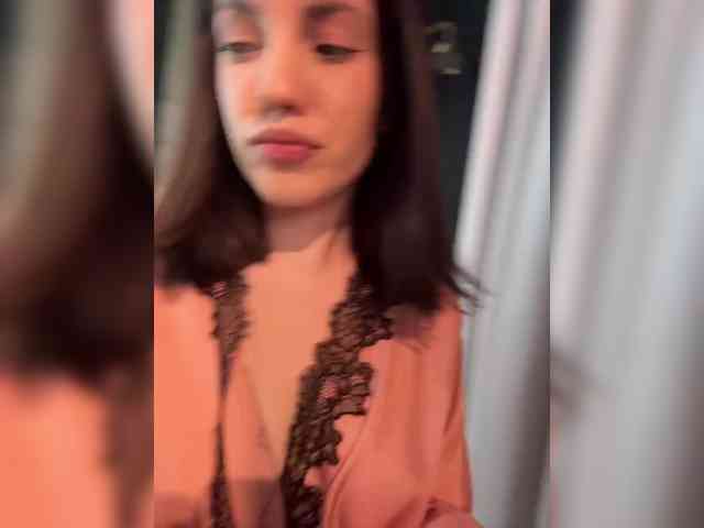 -Your-Michelle- webcam