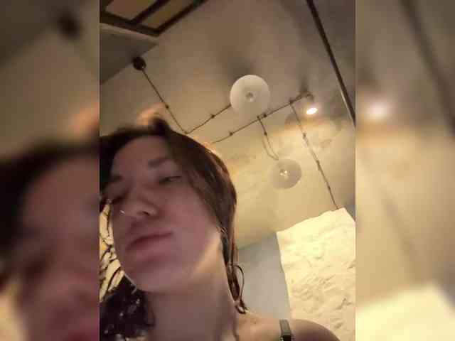 -Your-Michelle- webcam