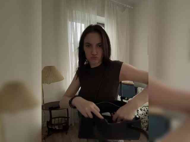 -Your-Michelle- webcam