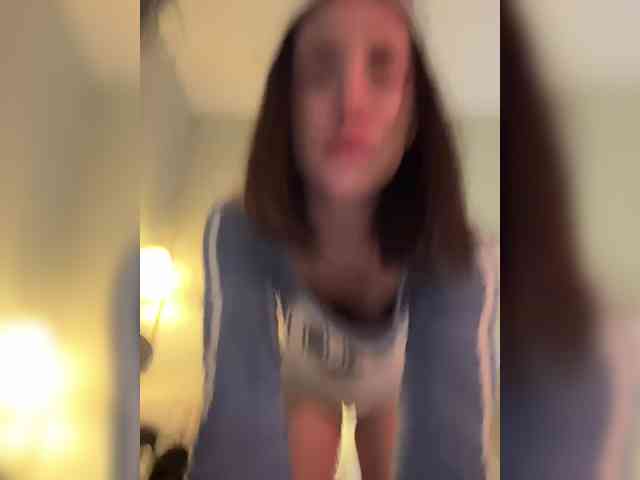 -Your-Michelle- webcam