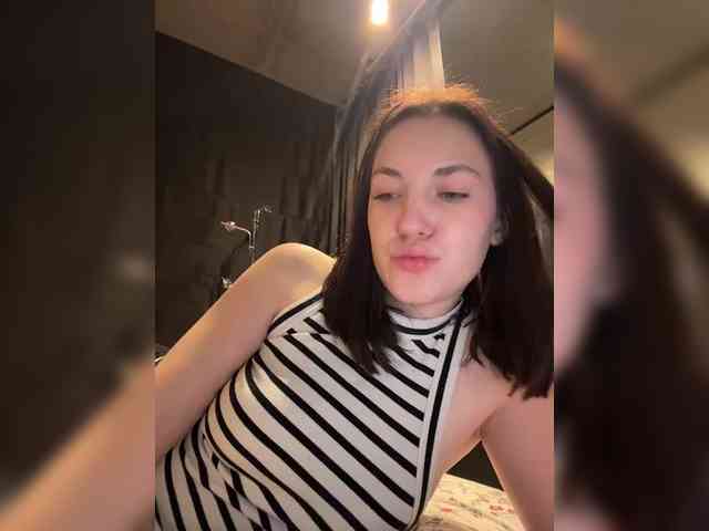 -Your-Michelle- webcam