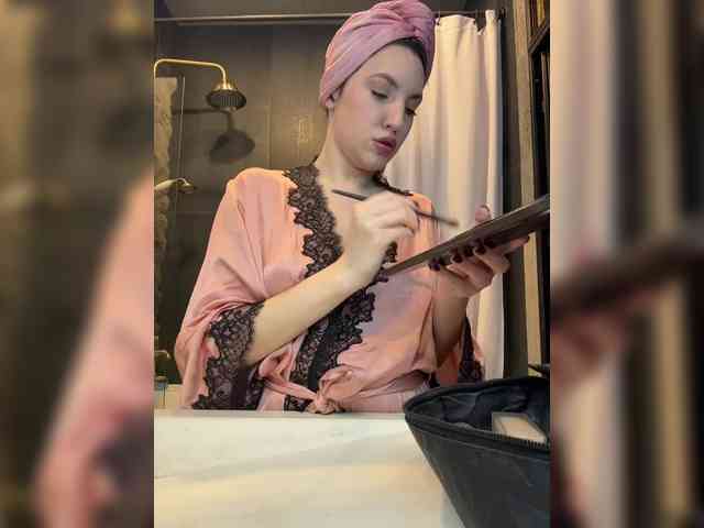 -Your-Michelle- webcam