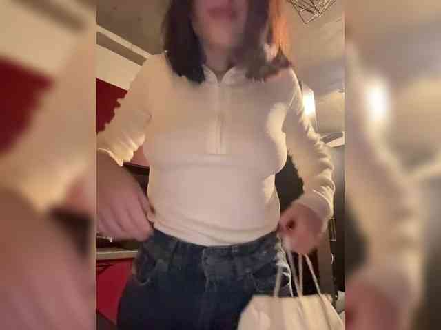 -Your-Michelle- webcam