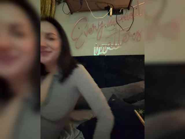 -Your-Michelle- webcam