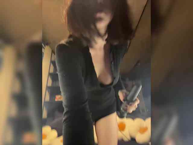 -Your-Michelle- webcam