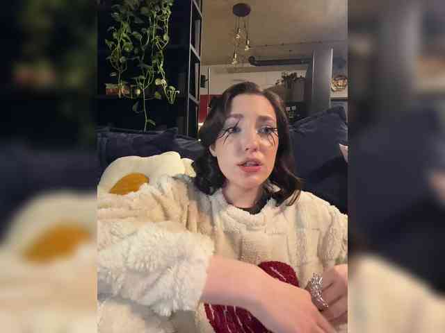 -Your-Michelle- webcam