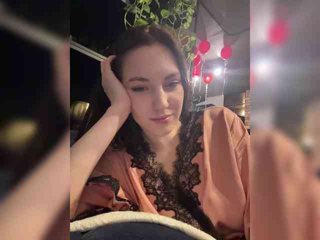 -Your-Michelle- webcam