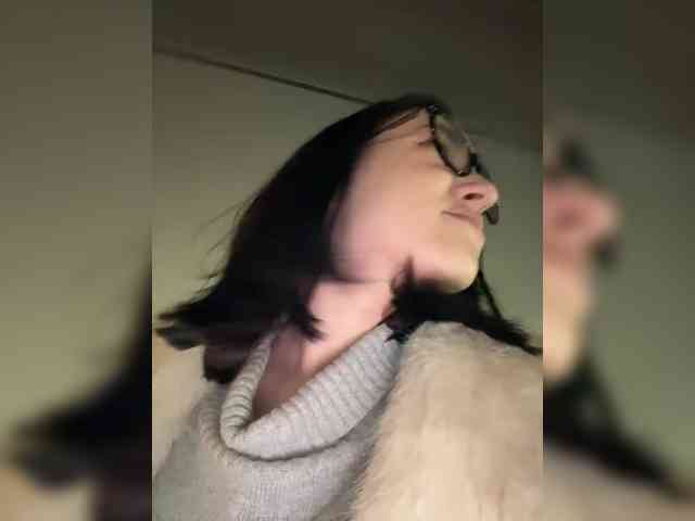 -Your-Michelle- webcam