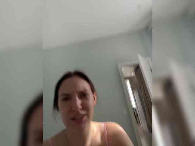 -Your-Michelle- webcam