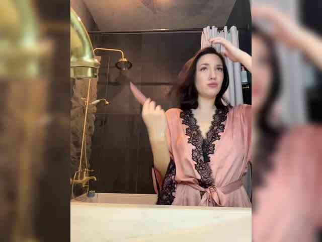 -Your-Michelle- webcam