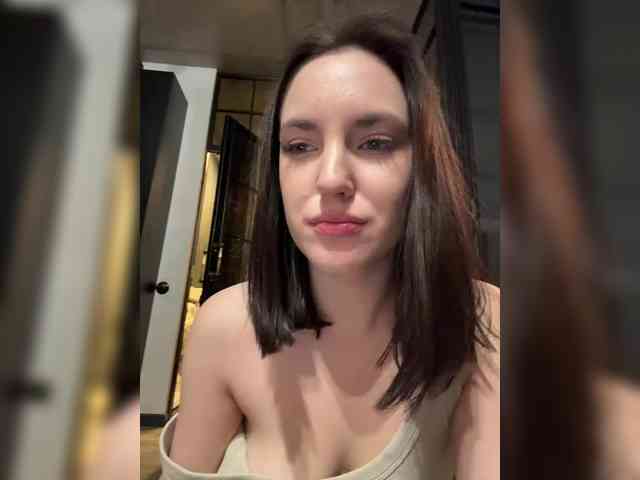 -Your-Michelle- webcam