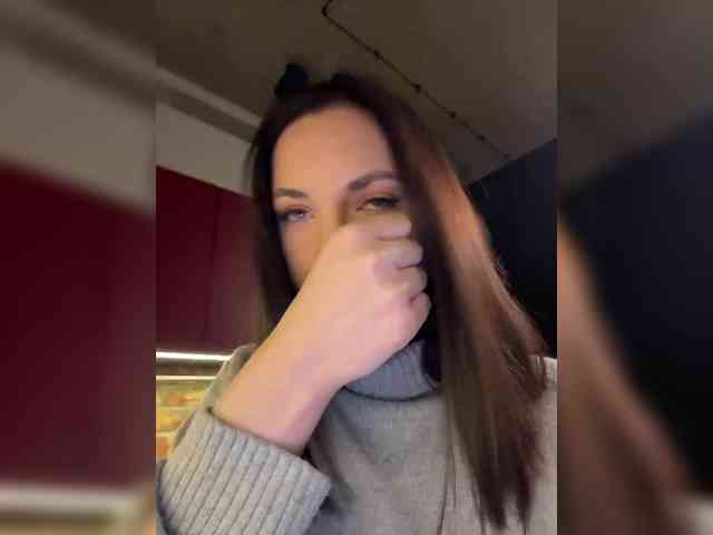 -Your-Michelle- webcam