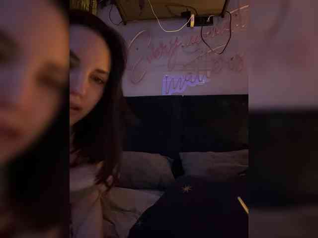 -Your-Michelle- webcam