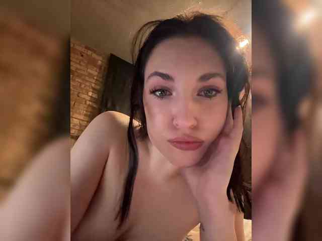 -Your-Michelle- webcam