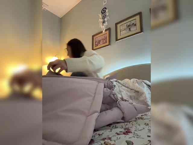 -Your-Michelle- webcam