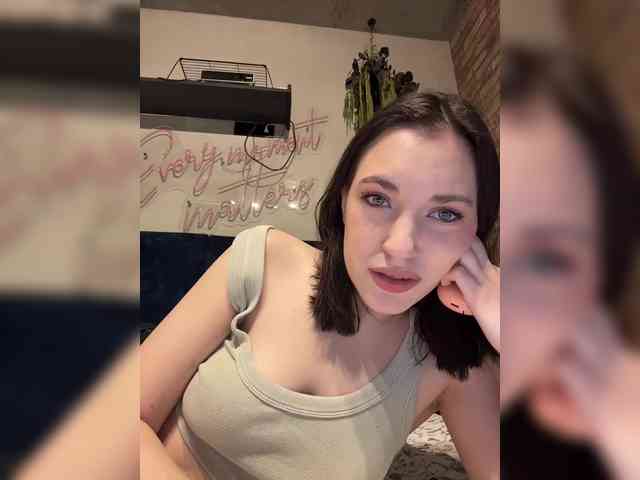 -Your-Michelle- webcam