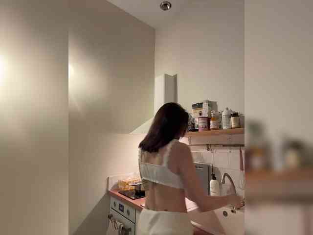 -Your-Michelle- webcam