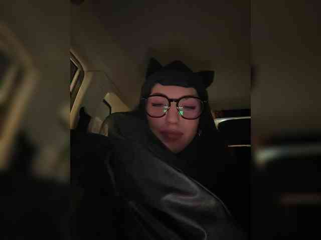 -Your-Michelle- webcam