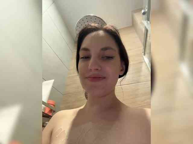 -Your-Michelle-'s webcam live show
