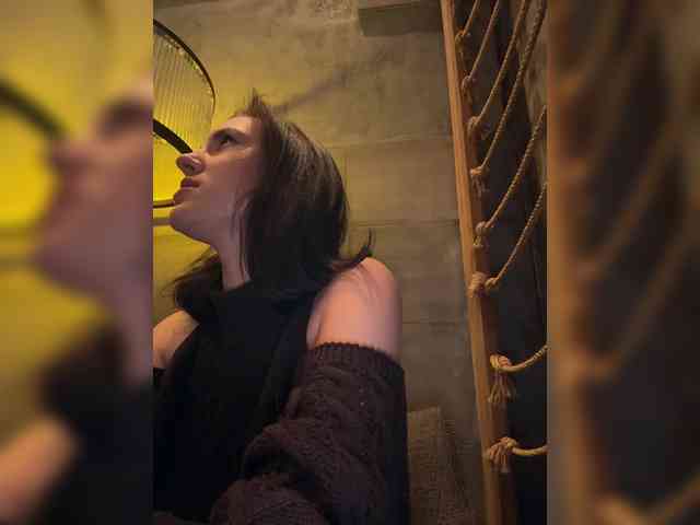 -Your-Michelle- webcam