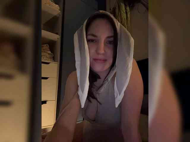 -Your-Michelle- webcam