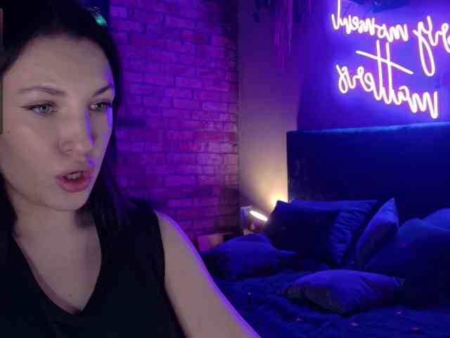 -Your-Michelle- webcam