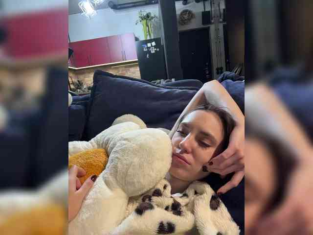 -Your-Michelle- webcam