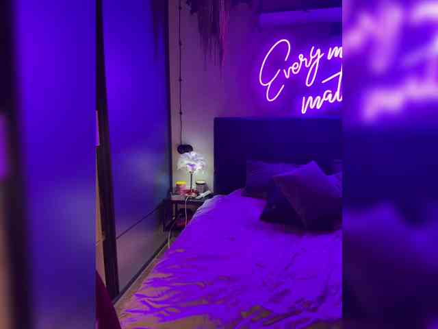 -Your-Michelle- webcam