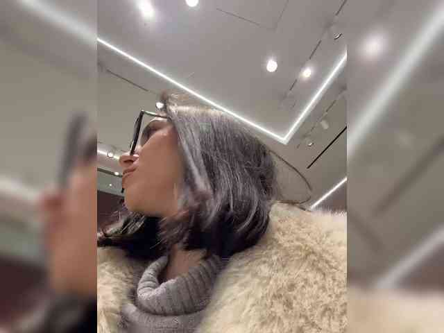 -Your-Michelle- webcam