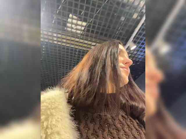 -Your-Michelle- webcam