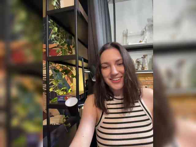 -Your-Michelle- webcam