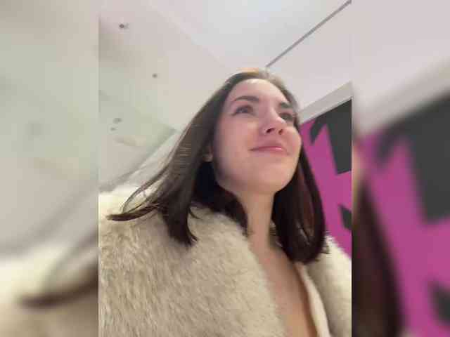 -Your-Michelle- webcam