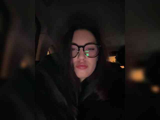 -Your-Michelle- webcam