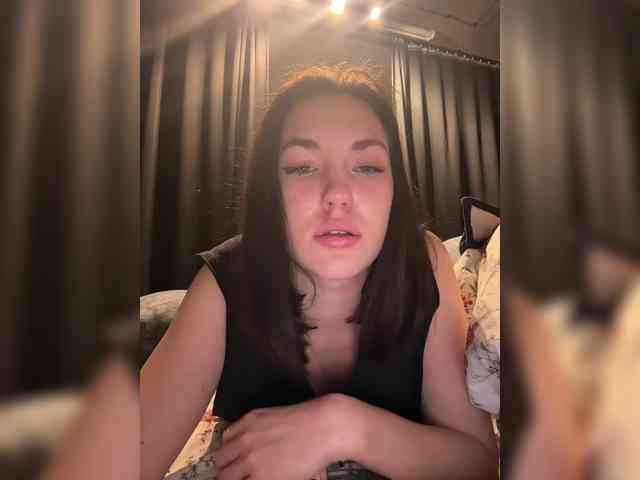 -Your-Michelle- webcam