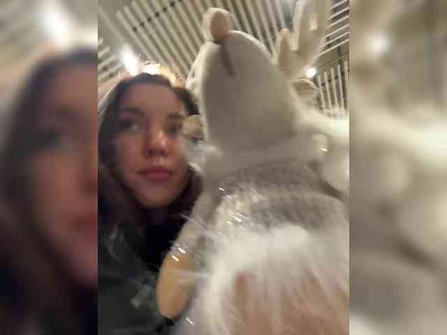 -Your-Michelle- webcam