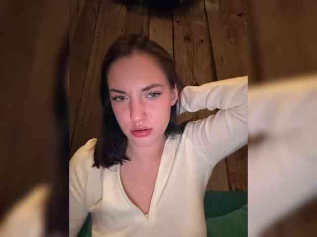 -Your-Michelle- webcam