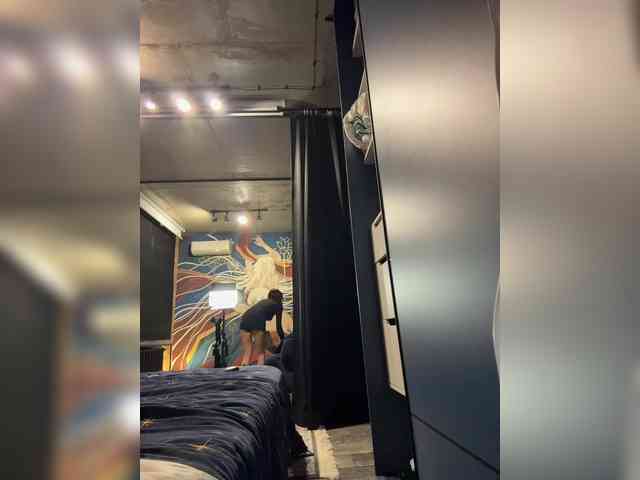 -Your-Michelle- webcam