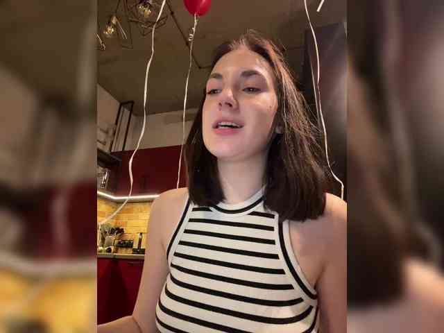 -Your-Michelle- webcam