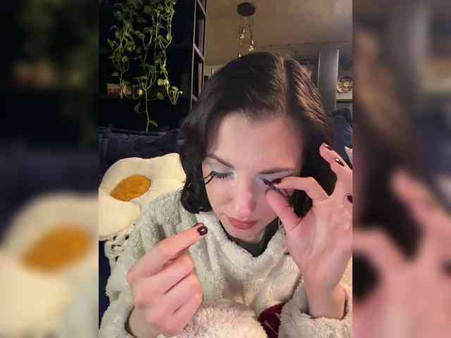 -Your-Michelle- webcam