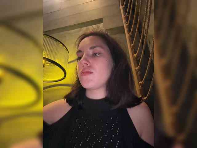 -Your-Michelle- webcam