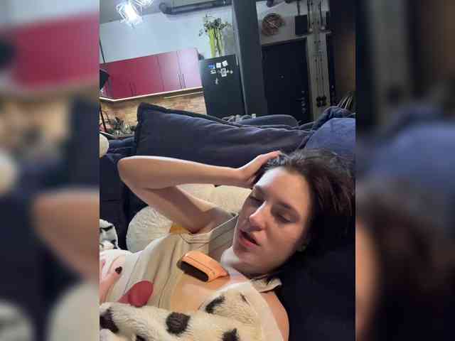 -Your-Michelle- webcam