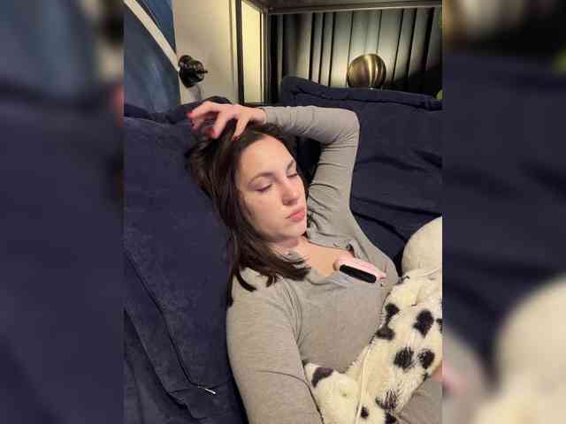 -Your-Michelle- webcam