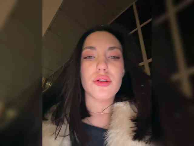 -Your-Michelle- webcam