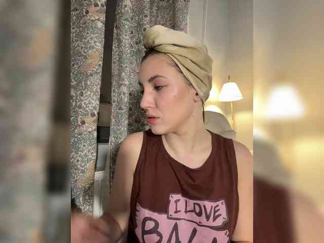 -Your-Michelle- webcam