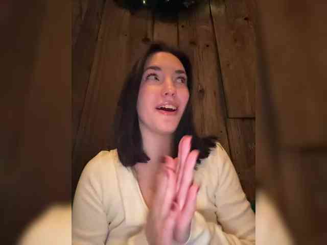 -Your-Michelle- webcam