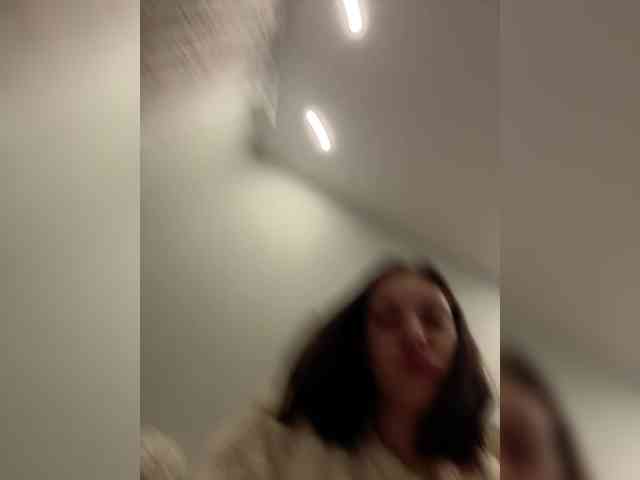 -Your-Michelle- webcam